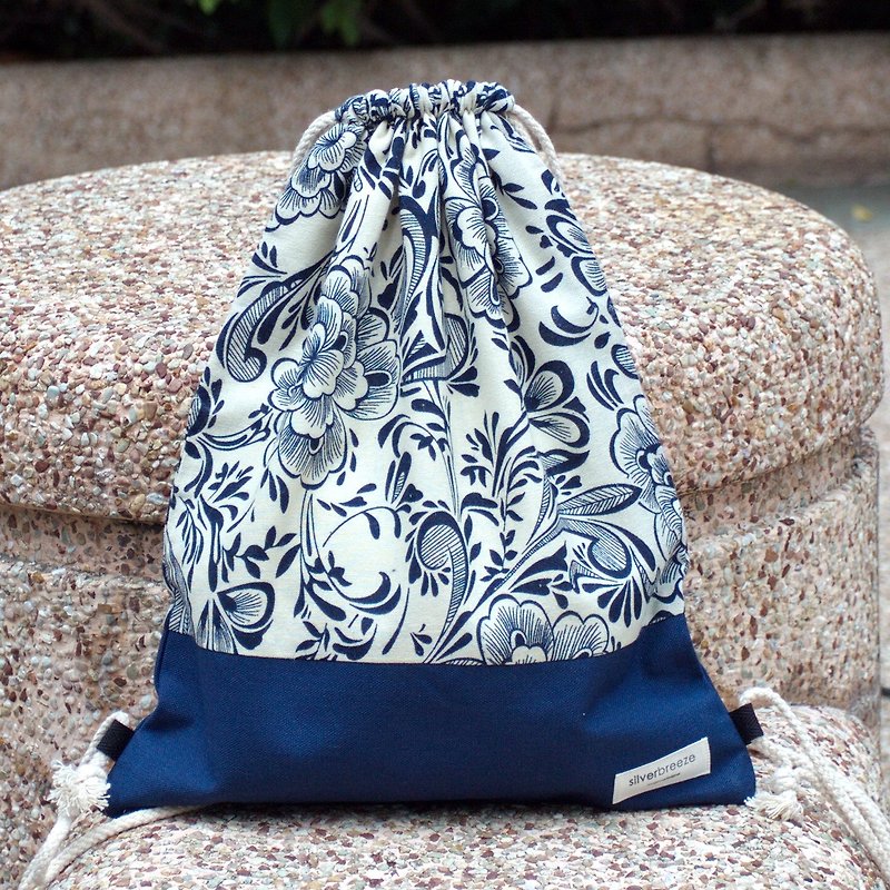 Silverbreeze~ Bundle Back Backpack ~ Peony (B44) - กระเป๋าหูรูด - วัสดุอื่นๆ สีน้ำเงิน