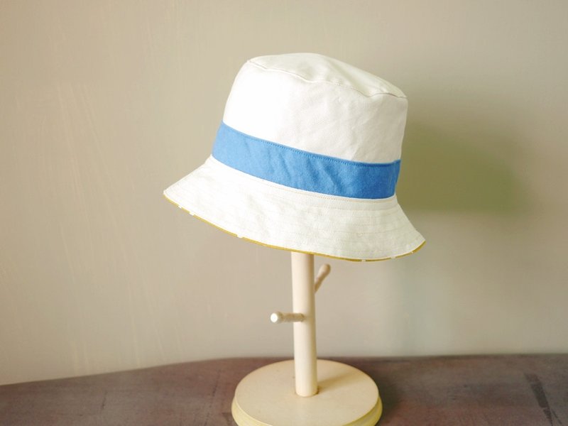 (客製商品) 大人的雙面漁夫帽-小白 - 帽子 - 其他材質 白色