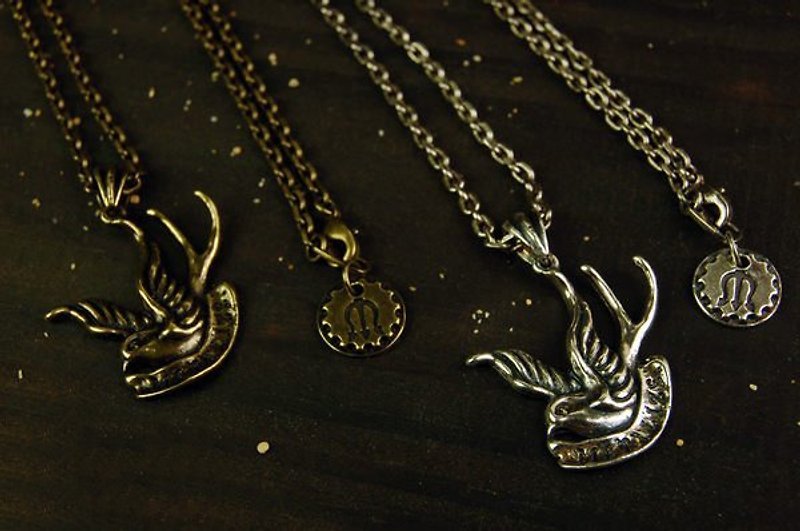 【METALIZE】M-Swallow Necklace - Necklaces - Other Metals 