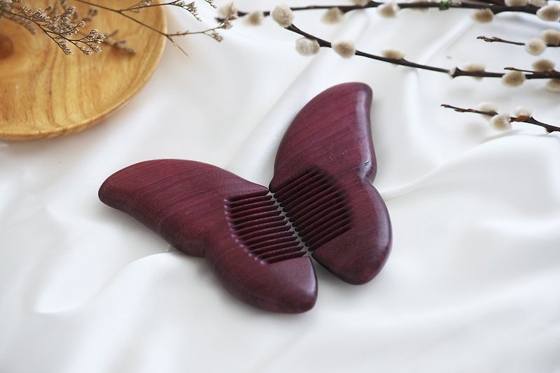 Moment木們-Talkwood-（化蝶)-手工梳(Taiwan. Hinoki)-Comb Series（Pair） - Hair Accessories - Wood Purple