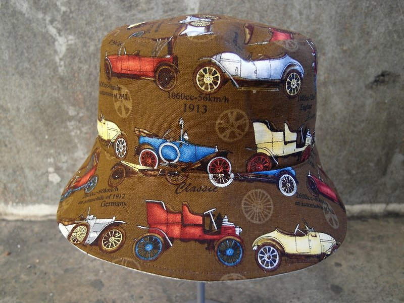 Retro car puff puff double-sided fisherman hat - Hats & Caps - Cotton & Hemp Multicolor