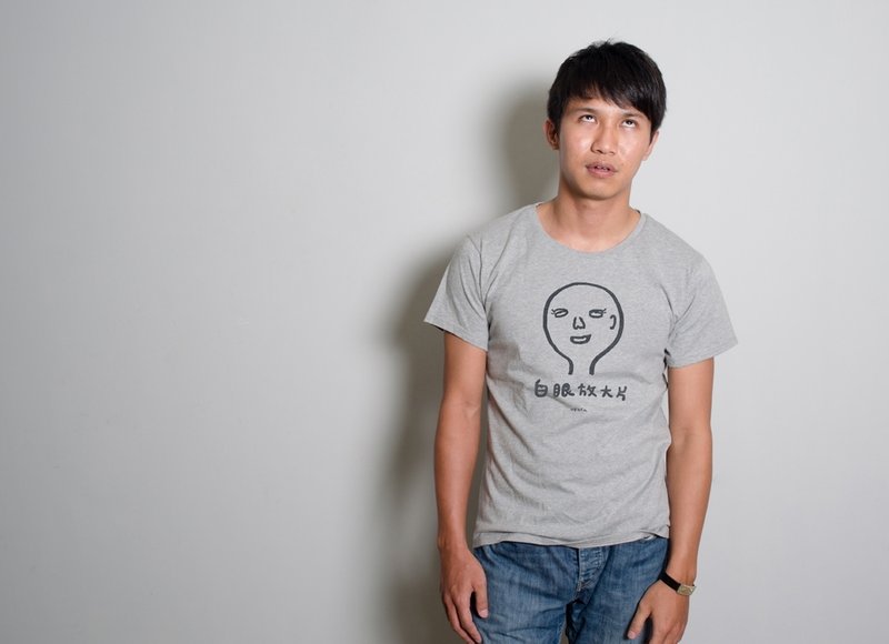 Hand-painted handprint TEE [white eye magnifier] male/female white/grey - เสื้อยืดผู้ชาย - ผ้าฝ้าย/ผ้าลินิน สีดำ