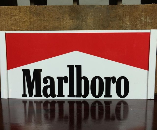 アンティーク古い製品marlboroマルボロの広告は 白石工業風農村食料品雑貨ポップスタイルのロフトノルディックイームズコーヒー文化的 創造的ロモ撮影ikeaヴィンテージベスパ記載されています ショップ Sincity ウォールデコ 壁紙 Pinkoi