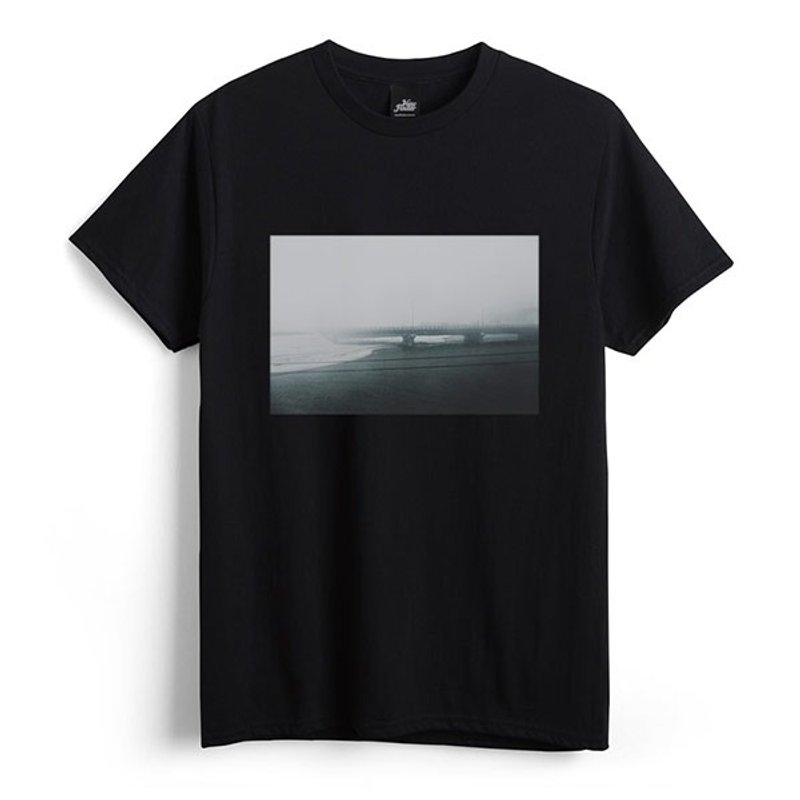 Bridge-Black-Unisex T-shirt - เสื้อยืดผู้ชาย - ผ้าฝ้าย/ผ้าลินิน สีดำ