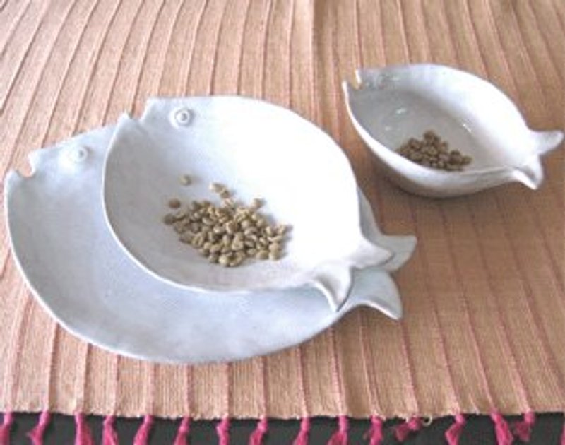 小魚碗盤碟 - 茶碗・ボウル - その他の素材 