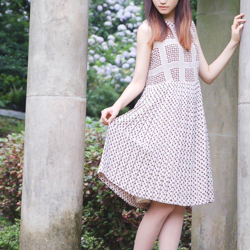 Vintage │ latte foam mini dress - กระโปรง - วัสดุอื่นๆ สีนำ้ตาล