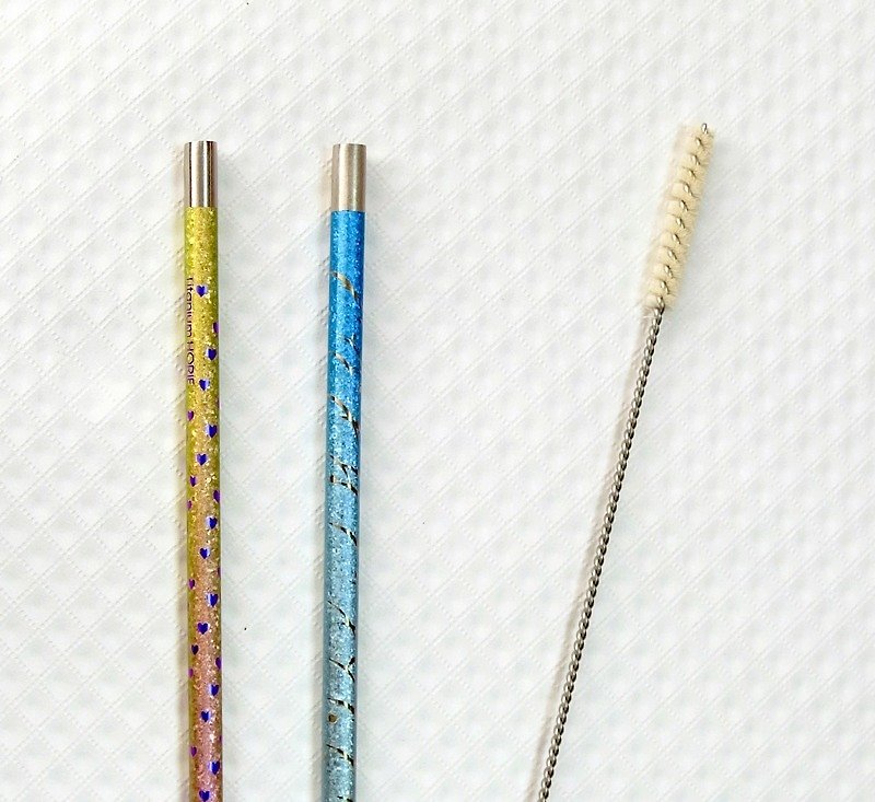 [Made in Japan Horie] Titanium Love Earth-Pure Titanium Straw 2pcs (Deep Ocean Blue + Elegant Powder) + Straw Brush - Reusable Straws - Other Metals Multicolor