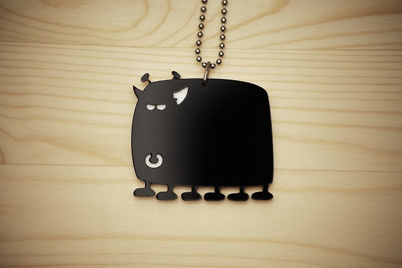 【Peej】‘Radioactive Cow’ Double layered Acrylic key chains/necklaces - ที่ห้อยกุญแจ - อะคริลิค สีดำ