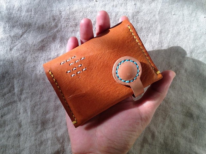 Mammy double card holder / card holder _ hand-stitched leather - ที่ตั้งบัตร - หนังแท้ สีทอง