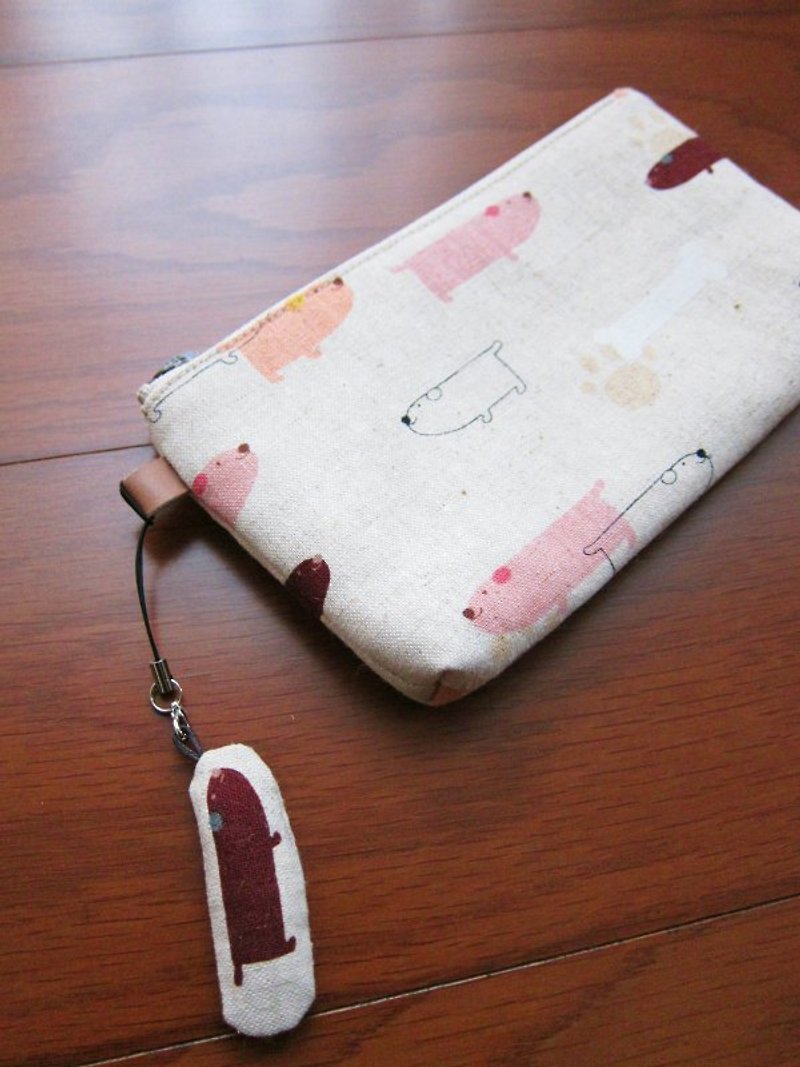 Cotton Linen sausage small portable zipper bag - กระเป๋าคลัทช์ - วัสดุอื่นๆ 