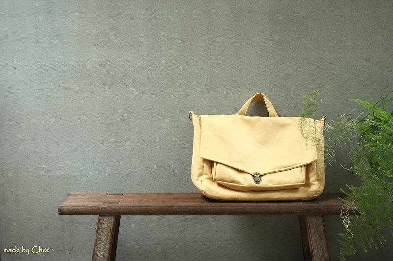 Chez。麂皮絨客製化L size英國風側背包(花布款)。 - Messenger Bags & Sling Bags - Other Materials Khaki