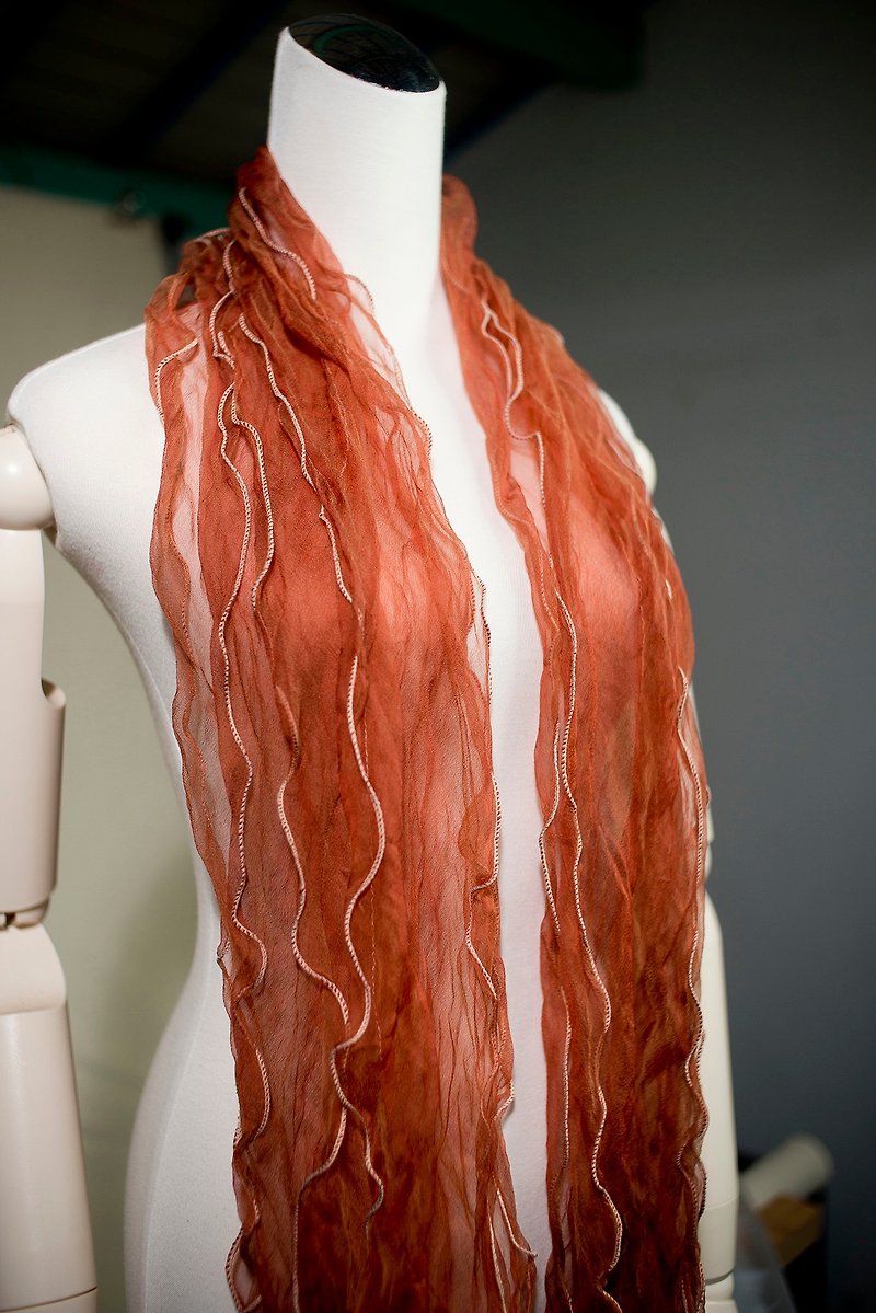 Plant dyed madder lace silk scarf - ผ้าพันคอ - ผ้าไหม 