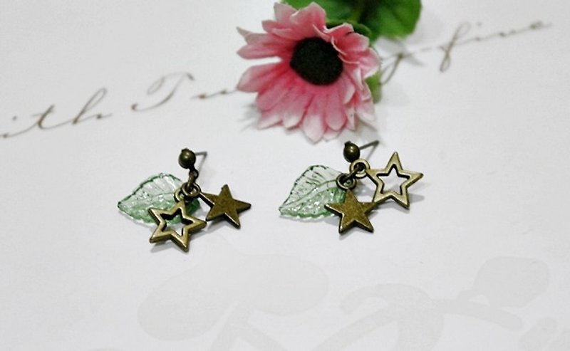 * Alloy x bronze stars * - cute fashion - ear pin Limited X1 // // - Earrings & Clip-ons - Acrylic Orange