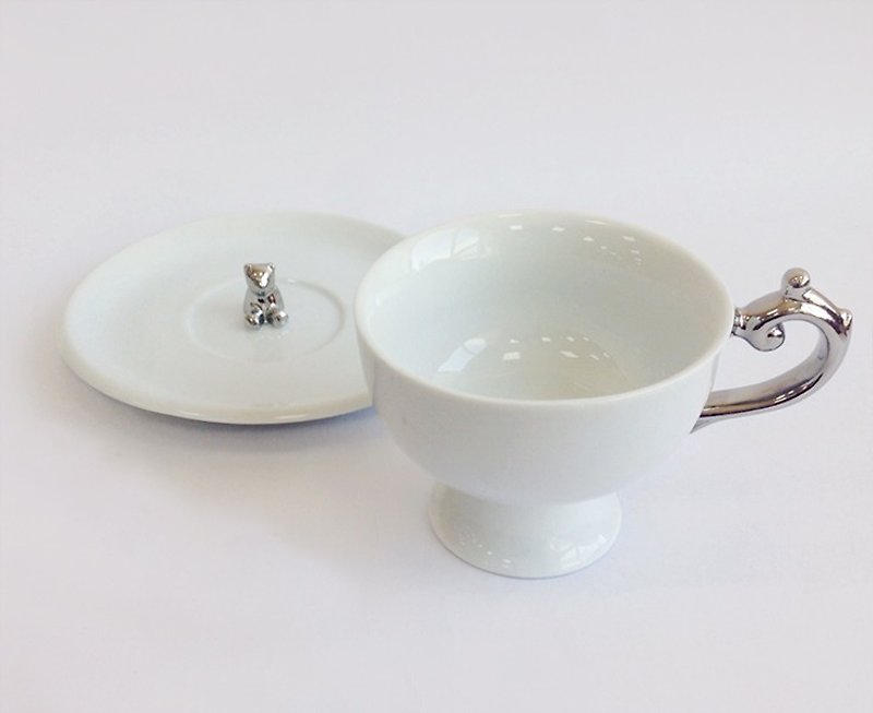 Peek a Boo cup and saucer set - Bear of Glitter - Mugs - Porcelain White