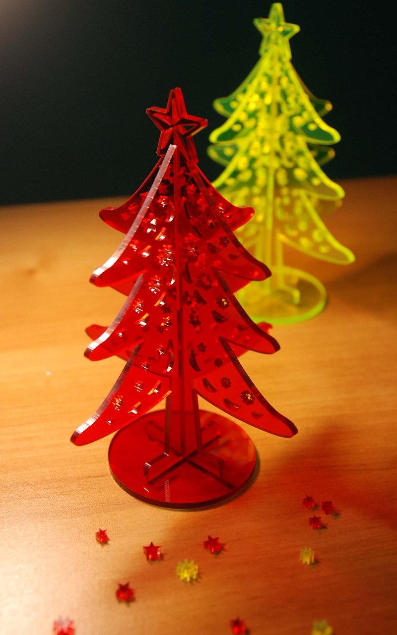 Christmas tree earring storage rack/girls all need/vibrant green & dazzling red - ของวางตกแต่ง - พลาสติก สีแดง