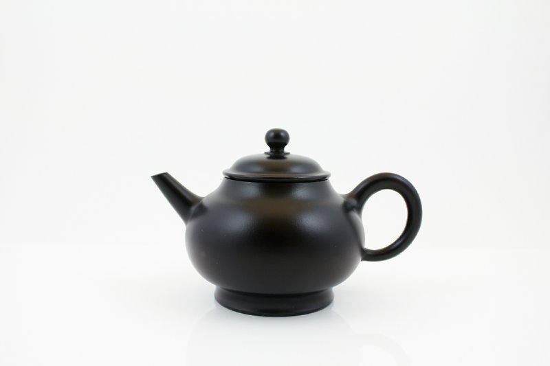 Carburized Lamp Shaped Pot - Teapots & Teacups - Pottery Black