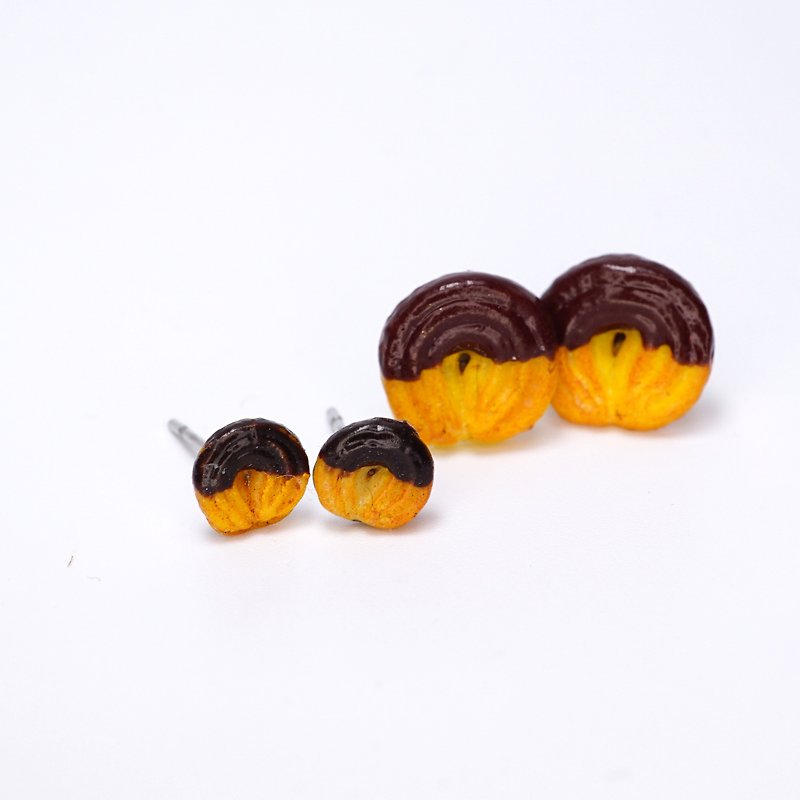 *Playful Design*  The Vanilla Ring with Chocolate Sauce Earrings - ต่างหู - ดินเหนียว 