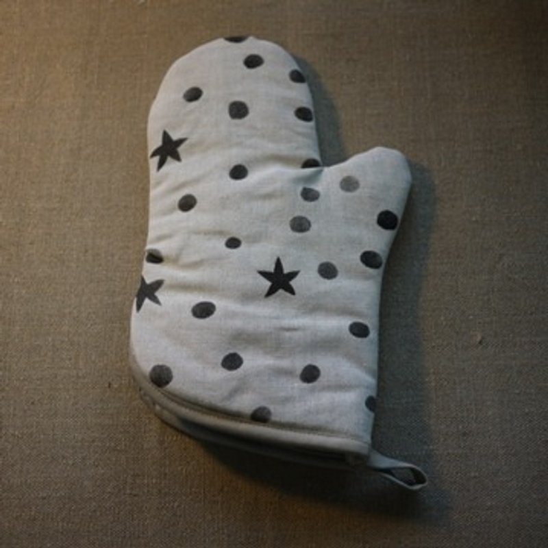 Insulated gloves - a little bit of stars - Place Mats & Dining Décor - Cotton & Hemp 