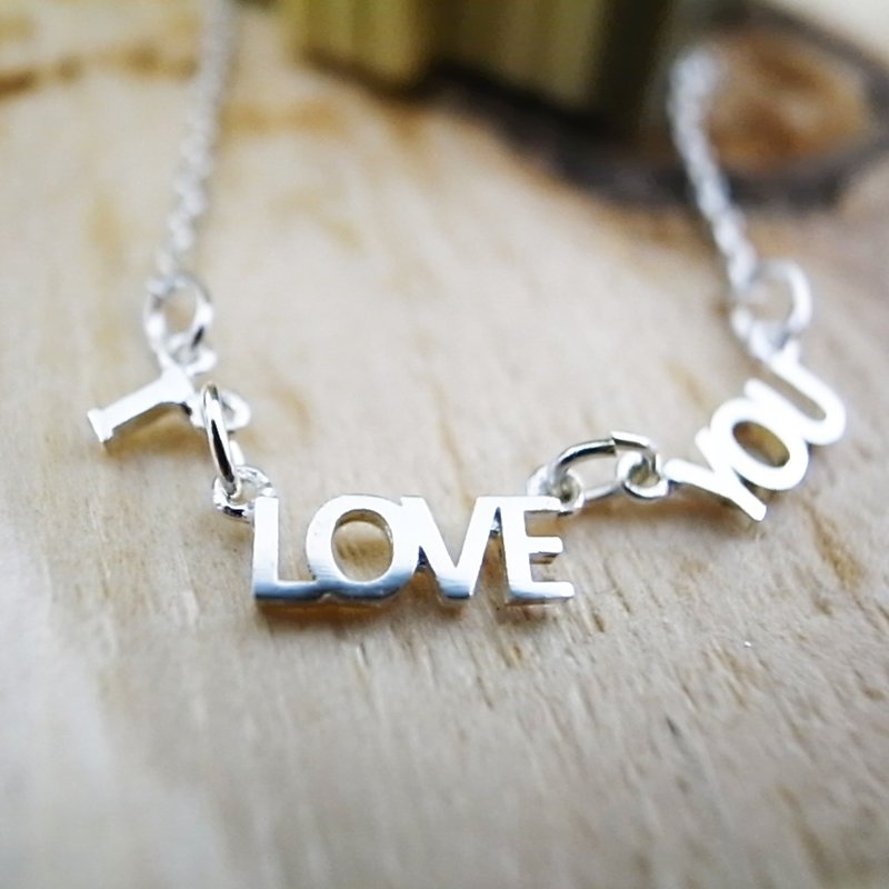 FDC 手作 銀色 I LOVE YOU 立體字 鎖骨鏈 - 項鍊 - 其他金屬 灰色