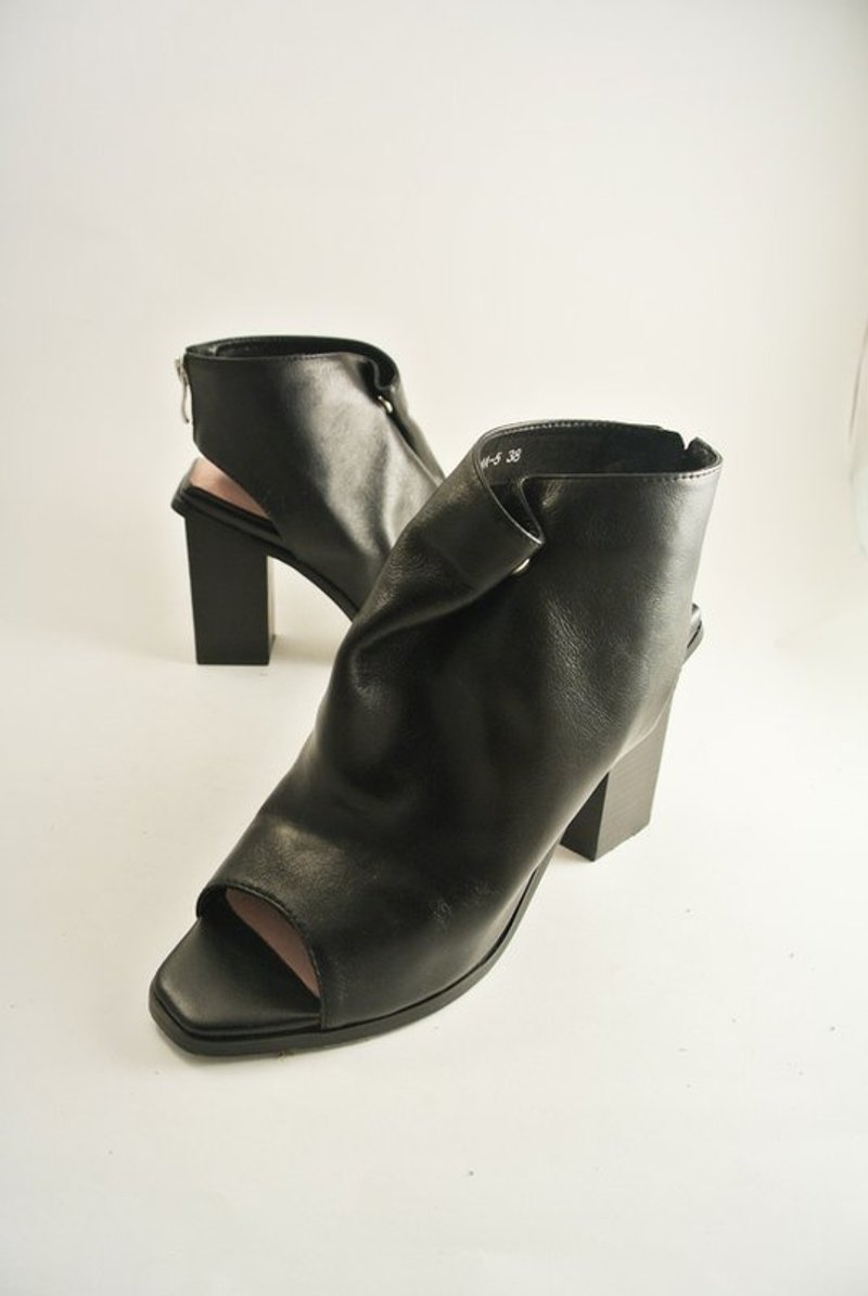 At the crossroads met the fish ankle lambskin black sugar high heel - Women's Casual Shoes - Genuine Leather Black