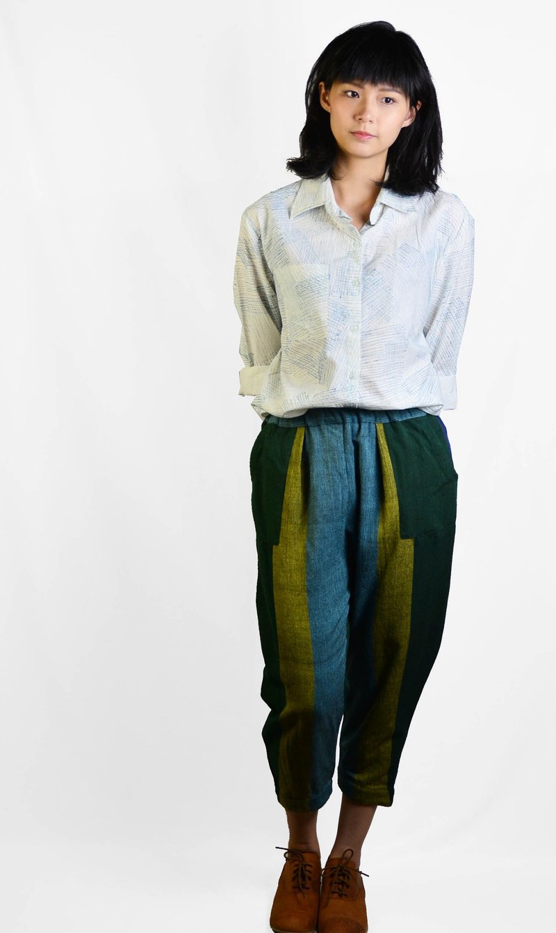 Hand-woven Cropped pants _ _ Fairtrade soil breath - Women's Pants - Cotton & Hemp Multicolor