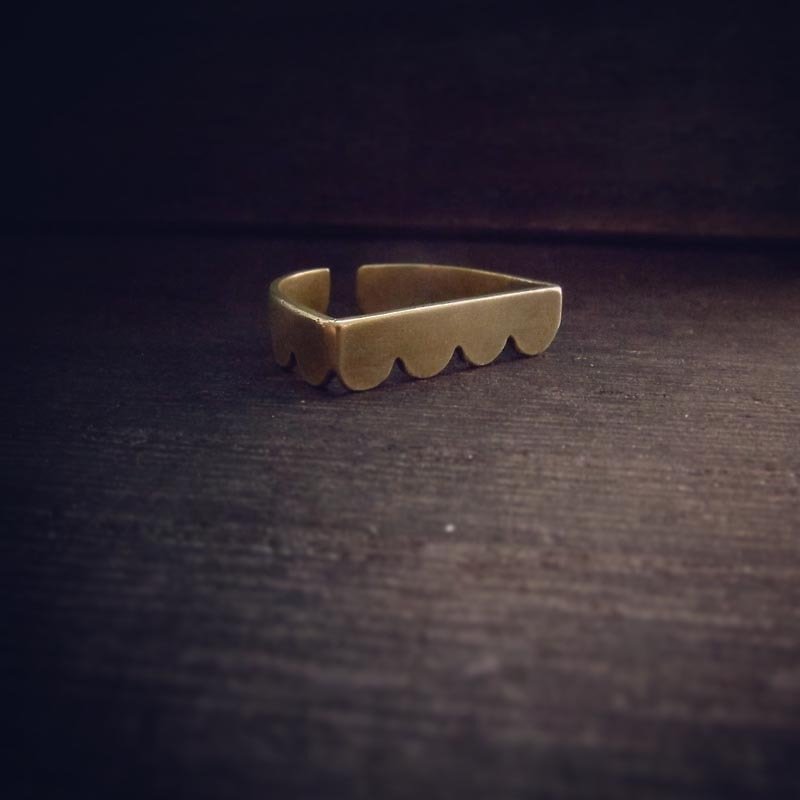 Misstache Miss Hu Zi handmade brass ring / adjustable ring around the Brass Ring - General Rings - Other Metals Gold