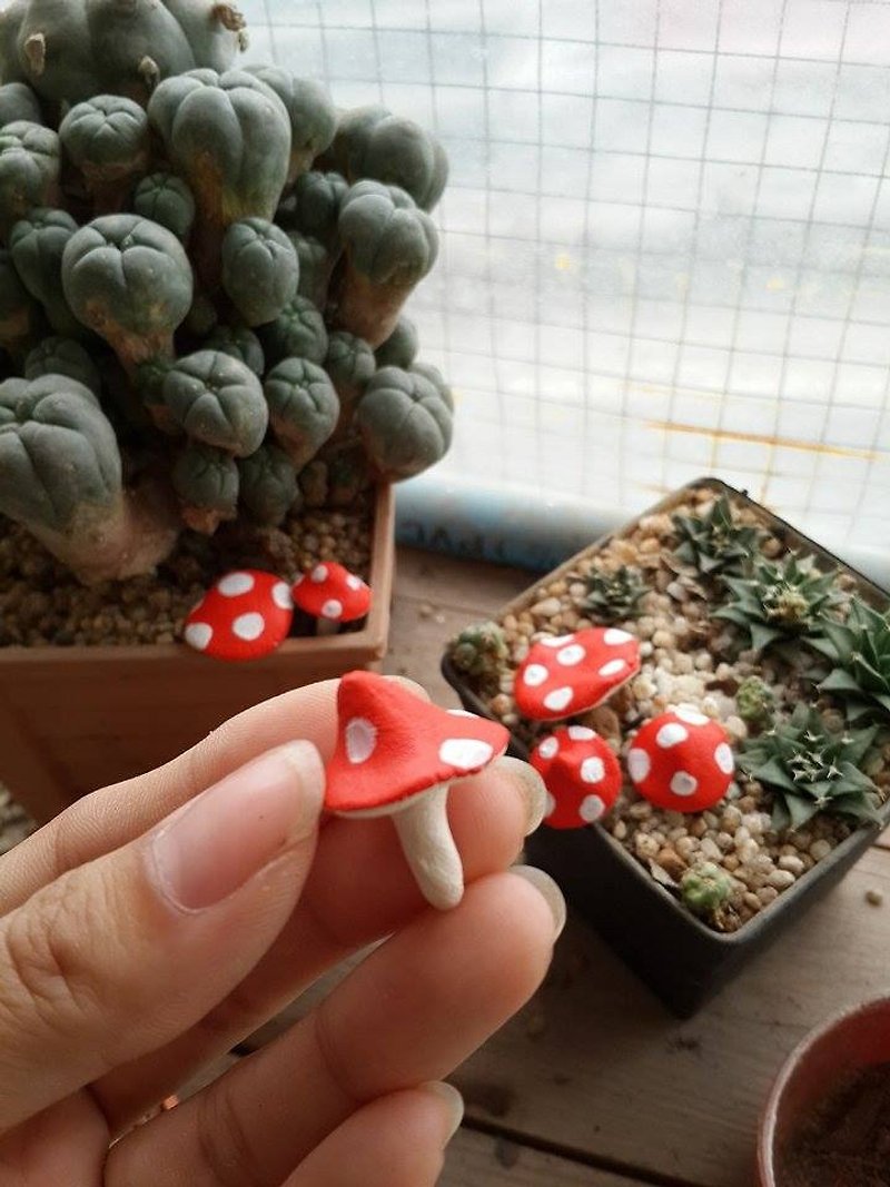 mushroom decorate set - Plants - Other Materials Red