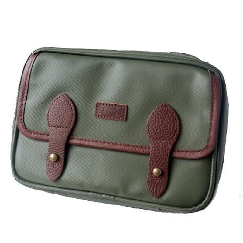 Big travel: leather canvas cross-body bag / passport cover iphone plus mobile phone case (military green waterproof matte) - กระเป๋าแมสเซนเจอร์ - วัสดุอื่นๆ สีเขียว