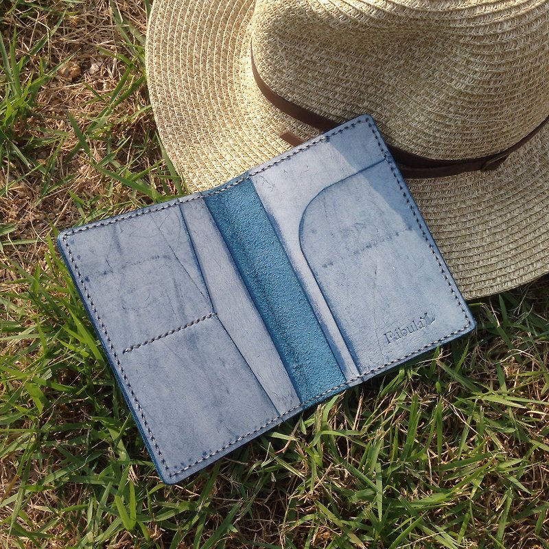 Hand-stitched leather passport holder/passport cover polished Wax leather jeans color (Jeans Color) - ที่เก็บพาสปอร์ต - หนังแท้ 