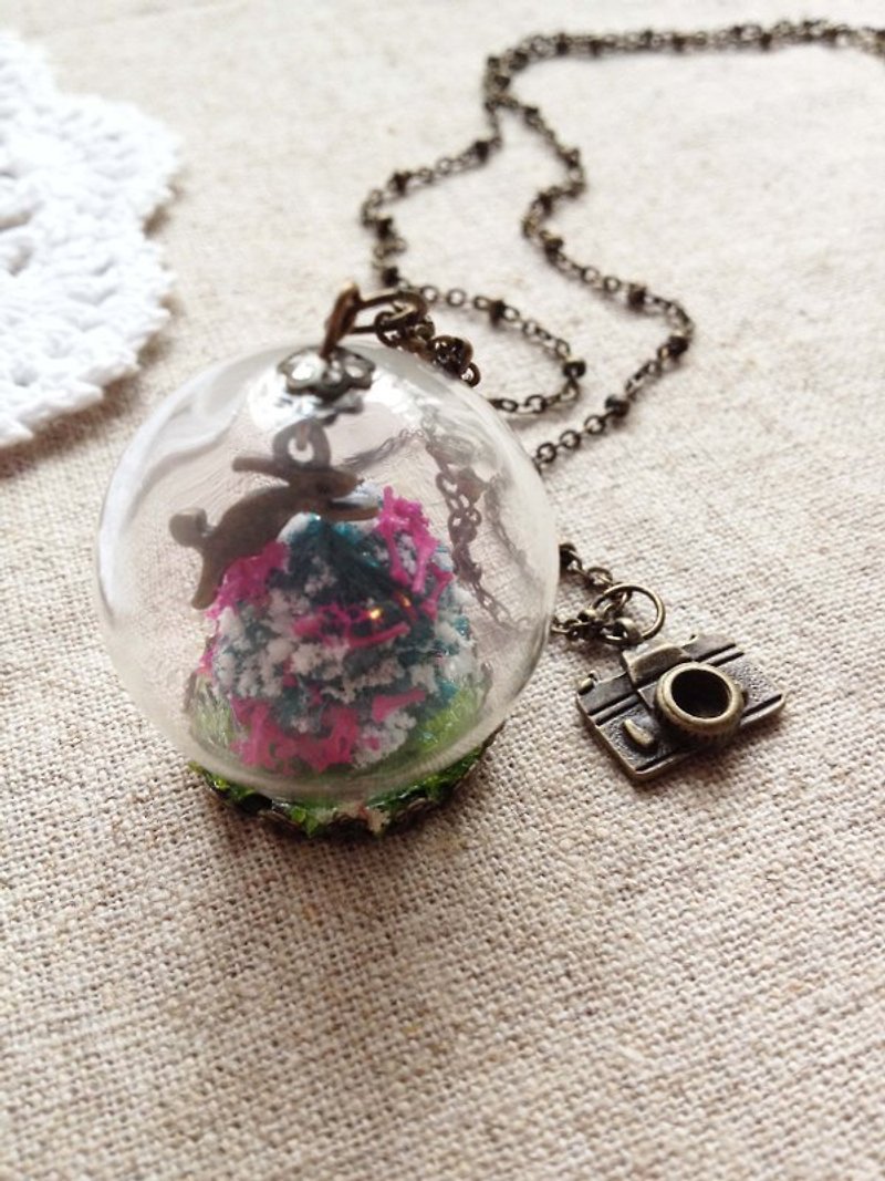 [Imykaka] ♥ Bunny tree crystal ball necklace - Necklaces - Glass Multicolor
