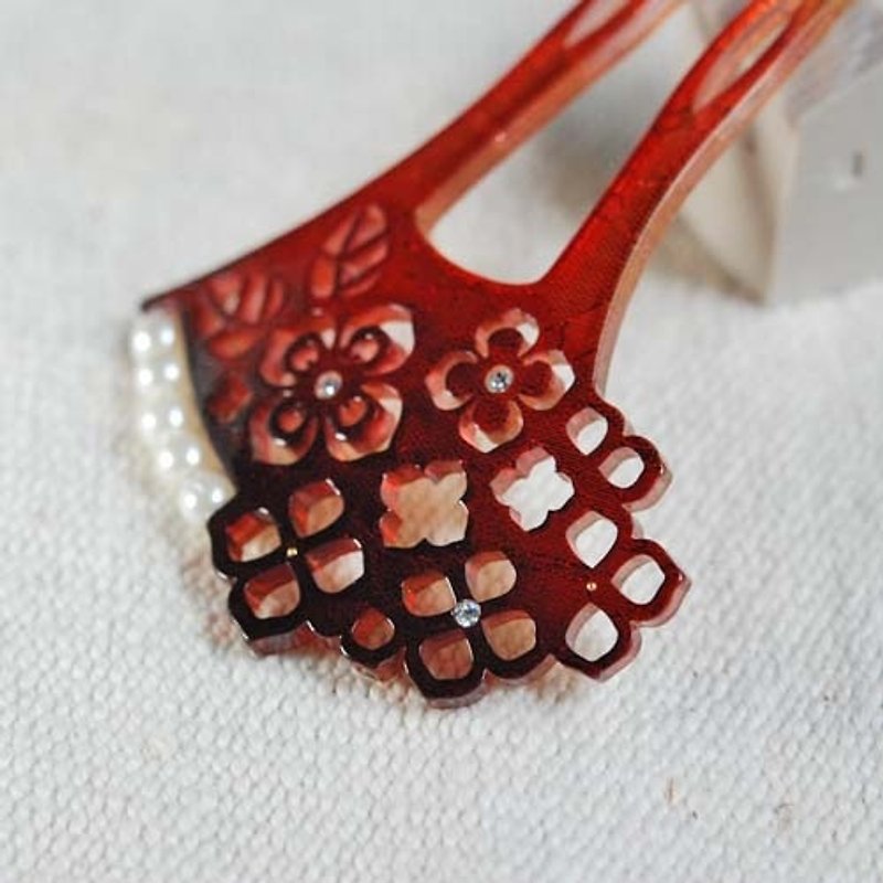 【MITHX】Beaded window grilles, two-color gradient fan-shaped hairpin, hairpin-red - Hair Accessories - Acrylic Red
