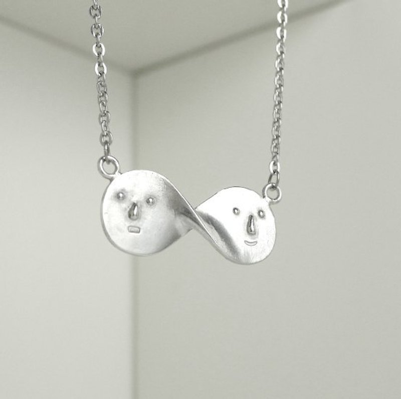 Love infinity Silver necklace - สร้อยคอ - โลหะ ขาว