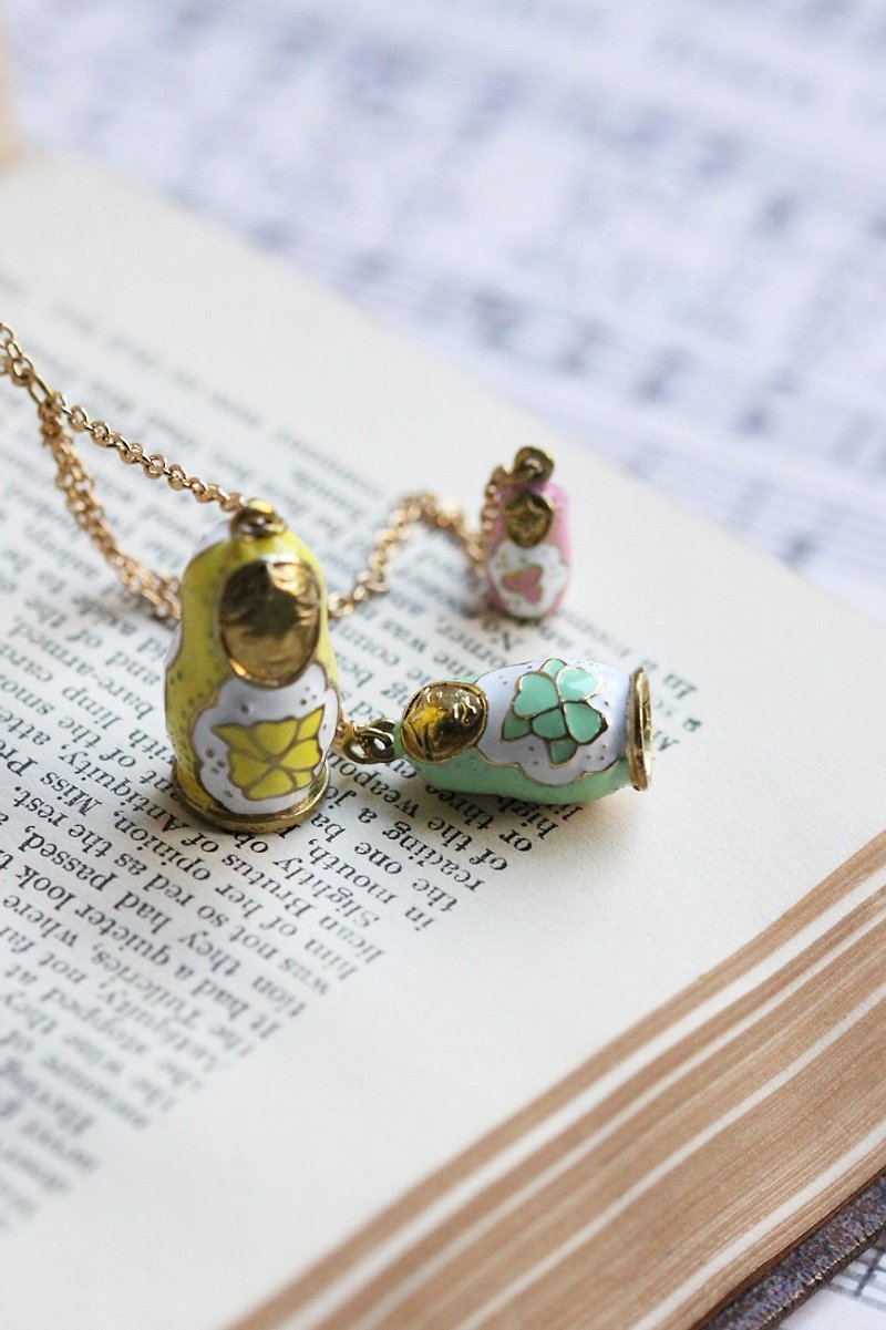 Russian doll necklace by linen.