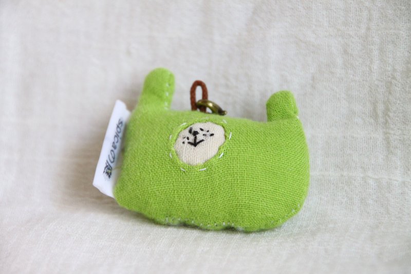 Small green muu mobile phone strap - พวงกุญแจ - วัสดุอื่นๆ สีเขียว