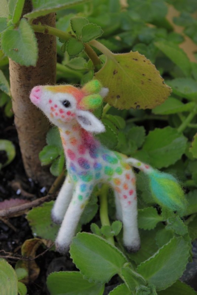 Rainbow Giraffe made to order - ตุ๊กตา - ขนแกะ หลากหลายสี