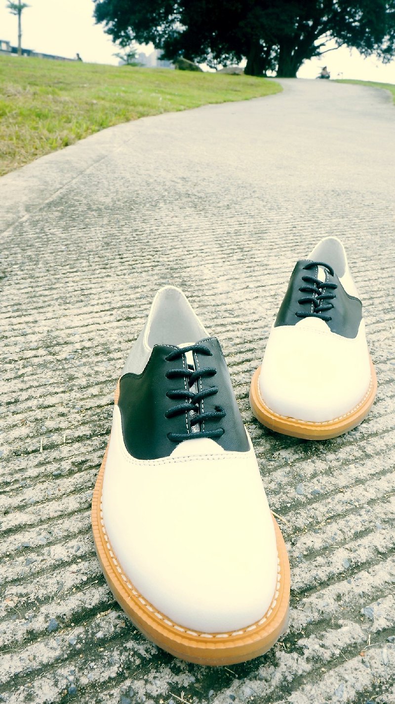 # 830 # City sing tour. Rocking Oxford (white / silver) - Women's Oxford Shoes - Genuine Leather White