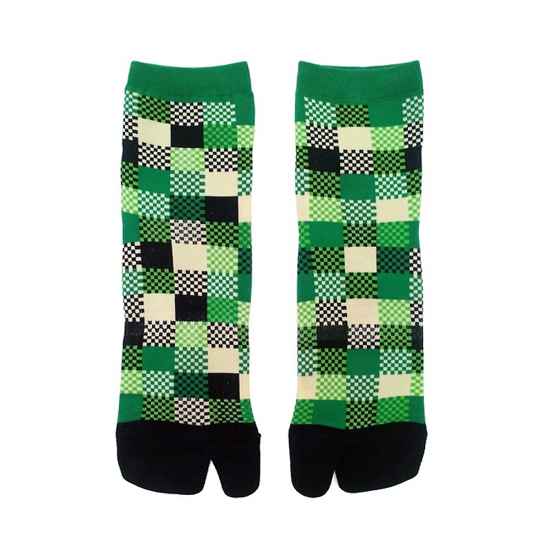 Eastern Taiwan fruit / black and green / passion if series socks - Socks - Cotton & Hemp Green