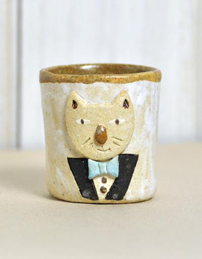 猫紳士【小さめのコップ】♪ - 急須・ティーカップ - その他の素材 ホワイト