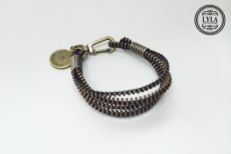 Bronze chain teeth multi-layered bracelet - สร้อยข้อมือ - โลหะ สีกากี