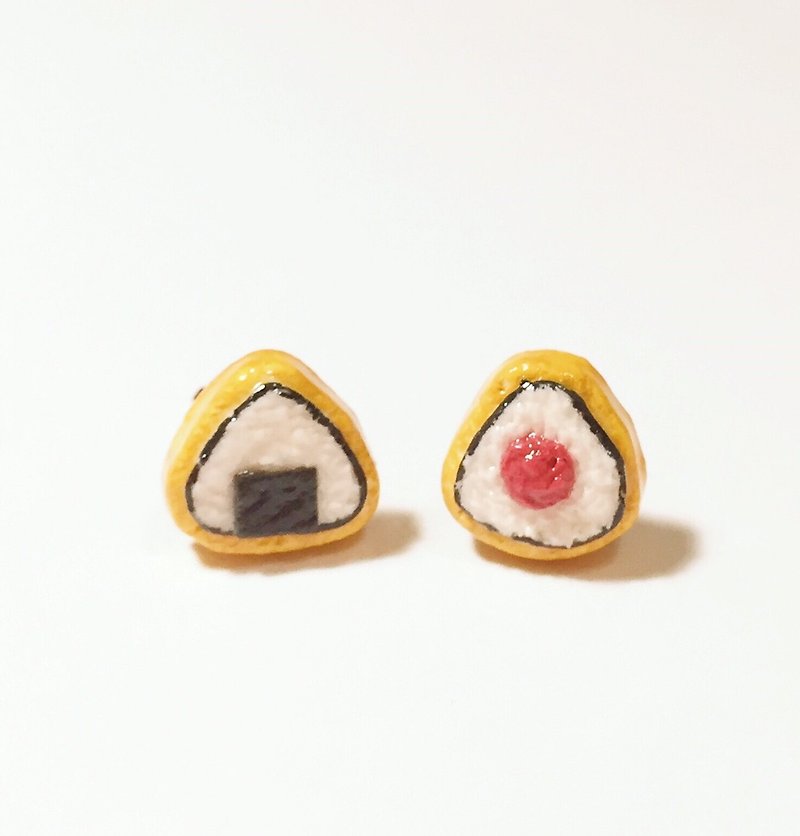 ~~mini new arrivals~~Triangular rice ball icing biscuit earring set (2 sets) can be changed to Clip-On style - ต่างหู - วัสดุอื่นๆ หลากหลายสี