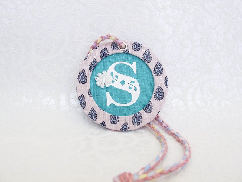 :: Love Paramecium:: Light Travel Handmade Round Tag Customized Limited Edition - Luggage Tags - Other Materials Pink