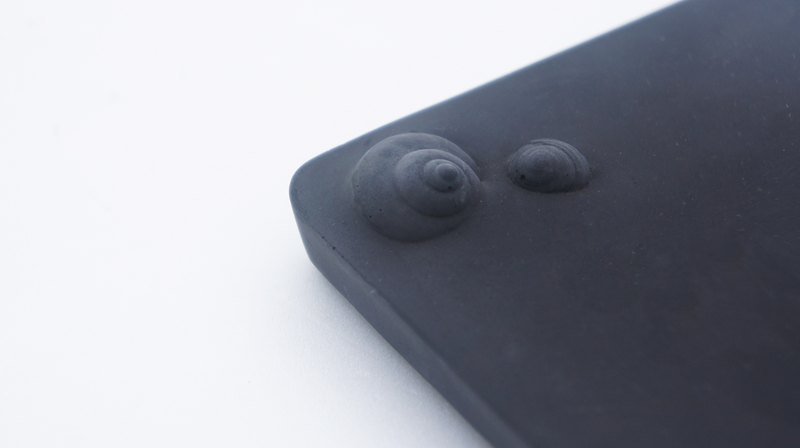 KALKI'D Cement Pro-Magic Water Coaster (Black)-【Round Snail】 - ที่รองแก้ว - ปูน สีดำ