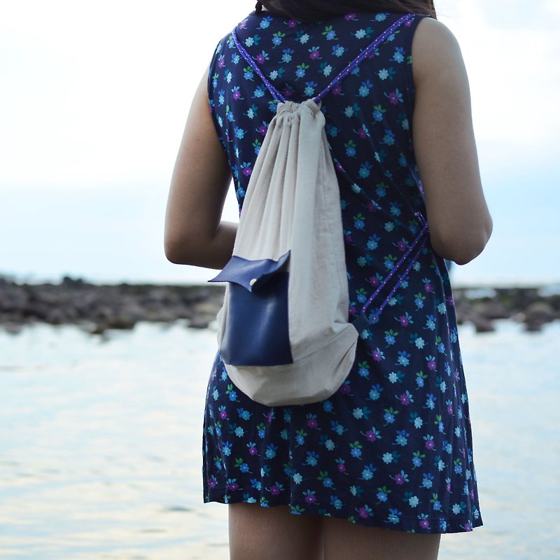 【手工娘子漢】海神束口袋 海洋風+麻料+藍色牛皮 - 水桶袋/索繩袋 - 真皮 藍色