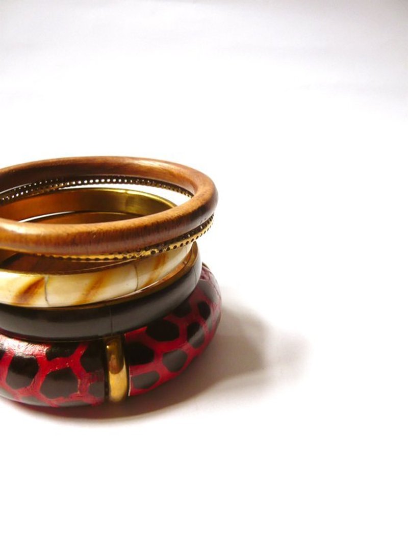 五圈狂野紅凱莉木頭大手環 - 手鍊/手鐲 - 其他金屬 紅色