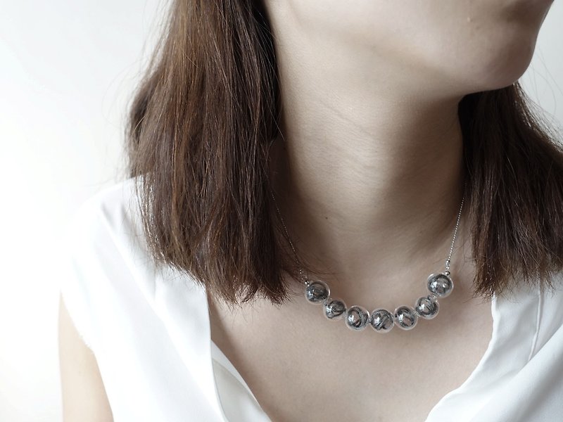 Clearance Sale - Simple Dots n' Line Glass Bubble Necklace - Deep Grey - Chokers - Paper Gray