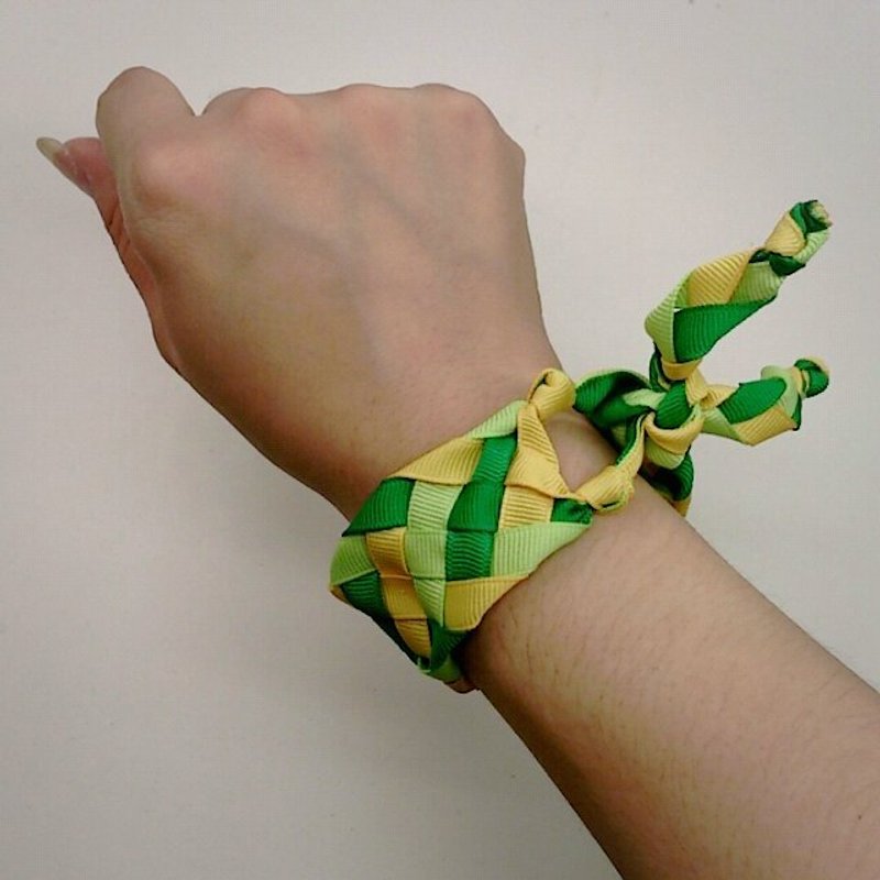 YASU-K x DANCE 系列～彩色緞帶編織手環～ 雨林 - 手鍊/手環 - 其他材質 綠色
