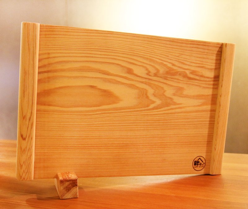Hinoki Cutting Board - Cookware - Wood Gold