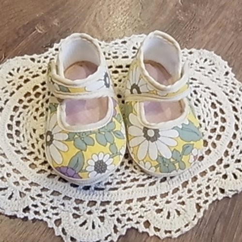 丸子的咖啡＆繪畫時光 baby春花鞋鞋