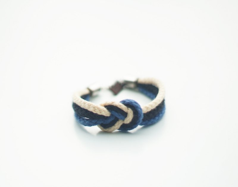 Sailor's Knot Bracelet - Estonia Edition by Captain Ryan - สร้อยข้อมือ - ผ้าฝ้าย/ผ้าลินิน หลากหลายสี