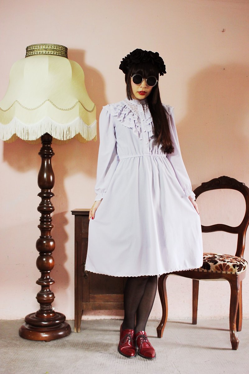 F1012 (Vintage) pale violet vintage lace collar dress (wedding / picnic / party) - ชุดเดรส - วัสดุอื่นๆ สีม่วง
